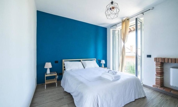 Neive Lit Et Petit-Déjeuner | Charming B&B with WiFi and AC in picturesque Piemonte