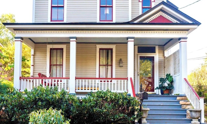 Jefferson Park Maison | Charming Blue Room studio in a house with AC and WiFi in enjoyable Atlanta