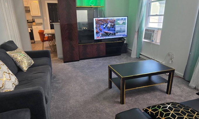 Manchester Maison | Charming Brand New & Fully Furnished 2-bedroom house in amazing Manchester
