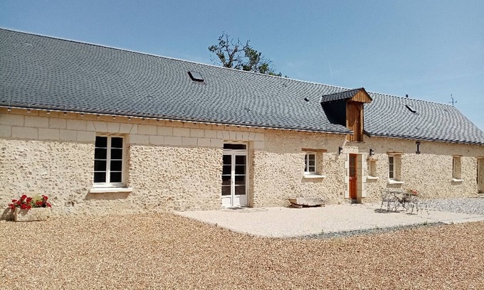 Villedieu-le-Chateau Cottage | Grande maison de campagne avec jardin, animaux de ferme, proche loisirs, châteaux et vignobles