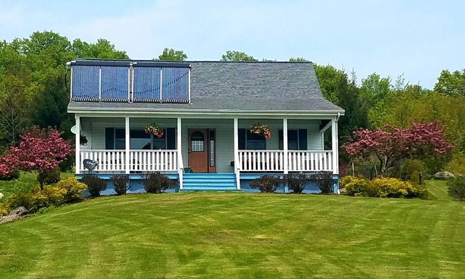 Burlington Flats Maison | Cape Cod de charme nouvellement disponible pour 2020