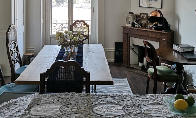 Les Bastions Appartement | Charming, central 1 BR vegetarian apartment in Geneva
