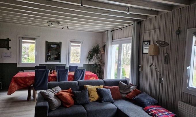 Transinne Chalet De Ski | Chalet paisible א Transinne avec patio