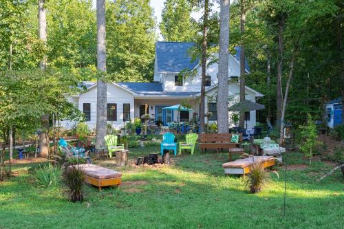 Charlottesville Maison | Charming Charlottesville Apt with Outdoor Space!