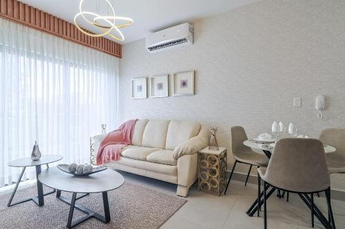 Ciudad Universitaria Appartement | Charming City Center Apt, Pool