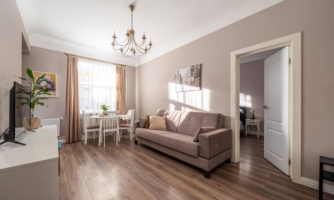 Brasa Appartement | Charming classic Latvian Residence