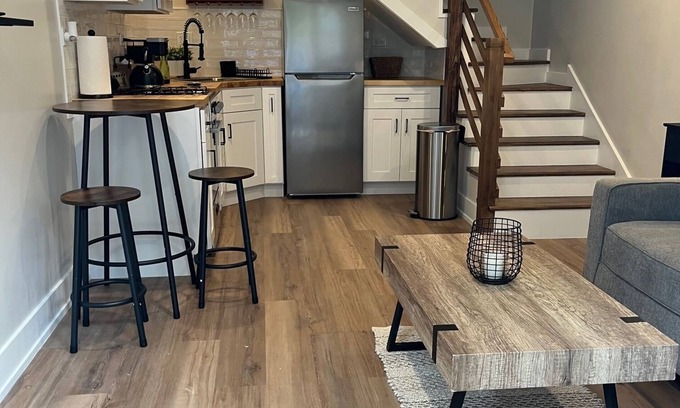 Wicker Park Appartement | Charming Coach House in Chicago's Hot Wicker Park