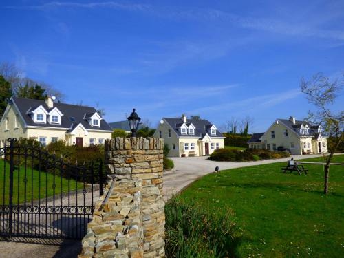 Portsalon Maison | Charming Coastal Cottages by Portsalon Beach