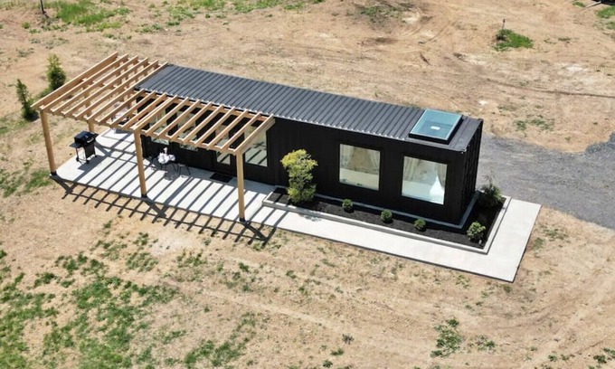 Pine Grove Appartement | Charming Container Getaway Amidst Rural Serenity
