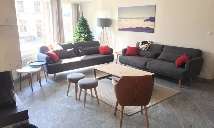 Correncon-en-Vercors Appartement | Gîte de charme en duplex à deux pas des pistes