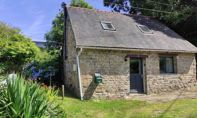 Langoelan Maison | Charmant gîte en campagne - Quaint cottage in the countryside