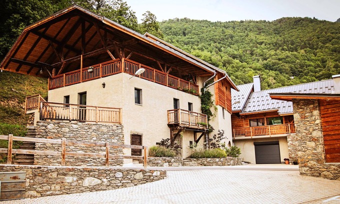 Albertville Chalet De Ski | Gite de charme sur les hauteurs d'Albertville