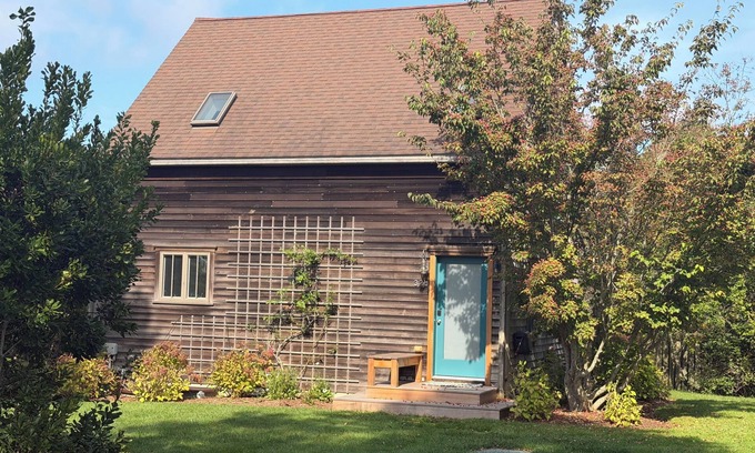 Monomoy Maison | Charming cottage on Polpis Bike Path