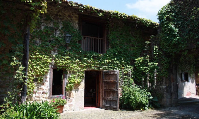 Treceno Cottage | Charmante maison sur la propriété Palacio de Hualle, à quelques minutes des plages, près de Comillas
