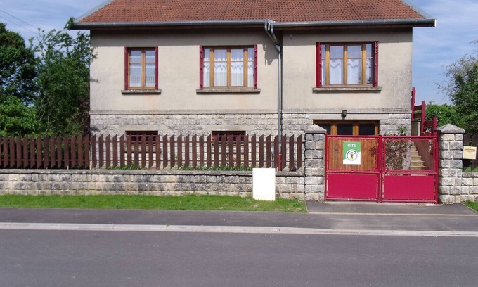 Saudrupt Cottage | Gîte de charme avec jardin et loisirs en Meuse
