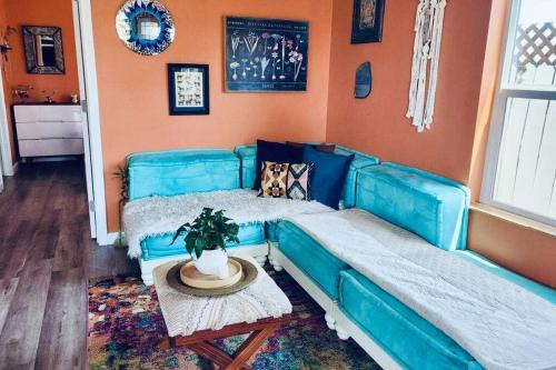 City Heights Maison | Charming Cottage with Hot Tub in Secret Garden