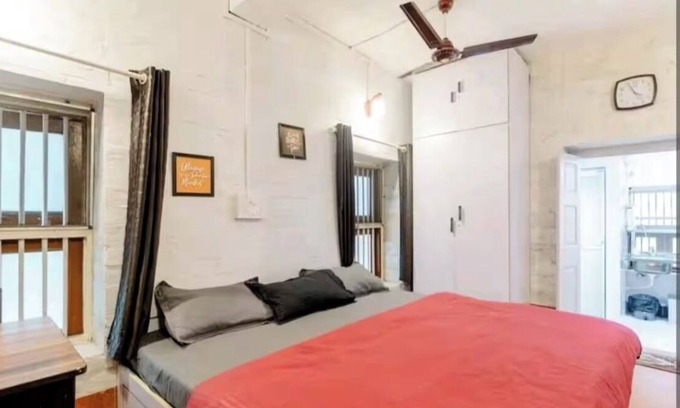 Pali Hill Cottage | Charming cottage with popular and greener locality @1BK