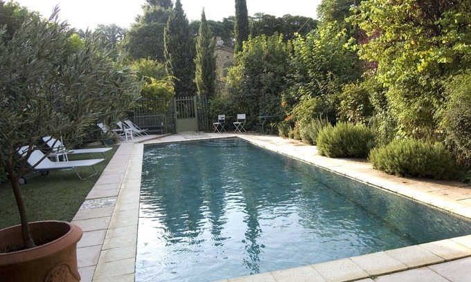 Upie Autre | Gîte de charme, avec piscine, dans une ancienne ferme drômoise.