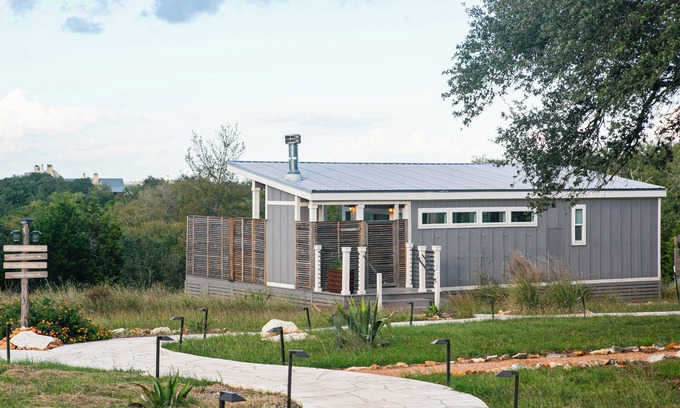 Kyle Hôtel | Charming cottage with private pool & hot tub