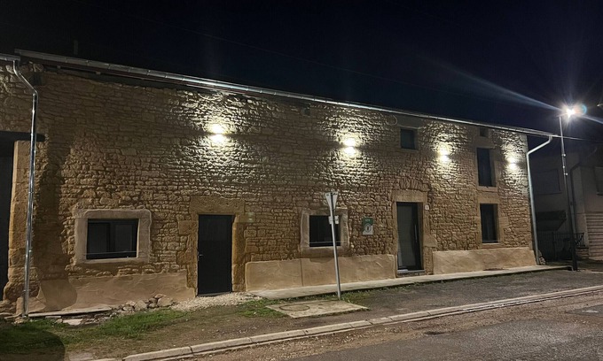 Han-les-Juvigny Cottage | Charmante maison de campagne avec terrasse et jardin - 2 appartements rénovés