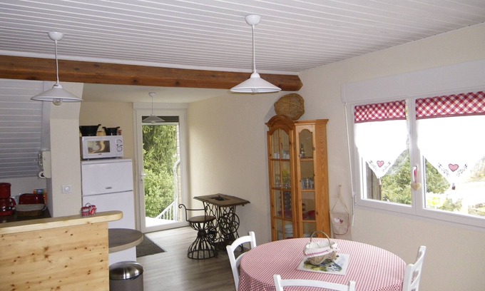 Sancey-le-Grand Cottage | charmant gîte de campagne pour couples amoureux ***