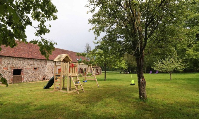 Bretoncelles Cottage | Charmante longère avec jardin, jeux extérieurs, bureau télétravail, proche commerces et nature calme