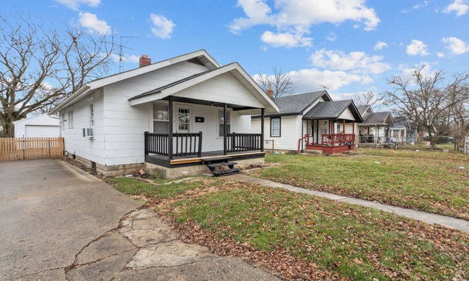 Kokomo Maison | Charming, cozy 3 bed bungalow
