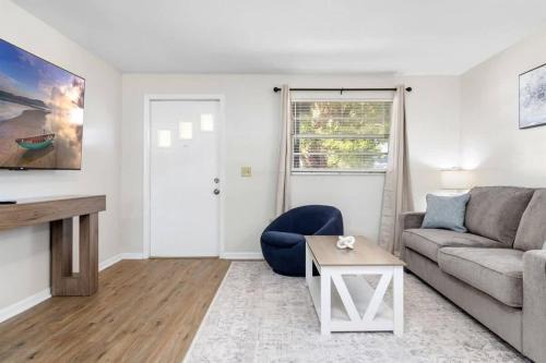 Zephyrhills Maison | Charming Duplex in Zephyrhills! #2