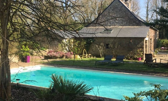 Vigneux-de-Bretagne Maison | Longère de charme dans un écrin de verdure piscine chauffée