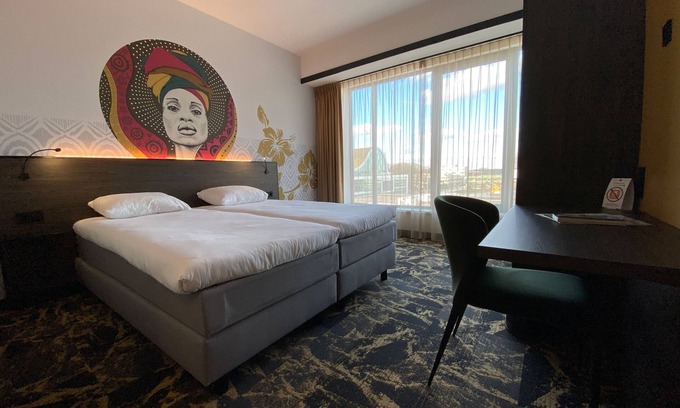 Emmen Hôtel | Charming Family Stay | Near Wildlands Zoo, Emmen City Center Fun & Cultural Spot