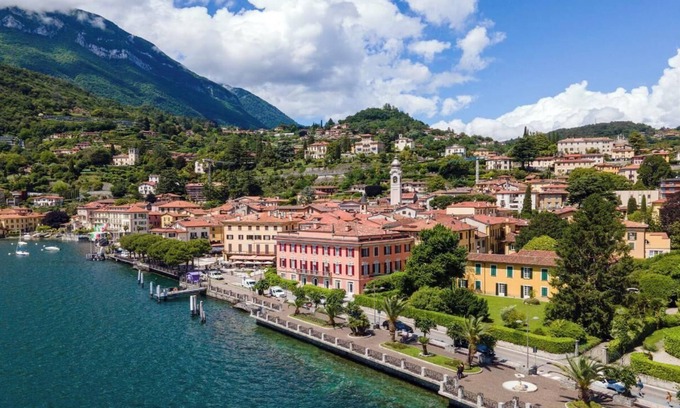 Menaggio Appartement | Charming Family Villa with Lake View and Private Pool