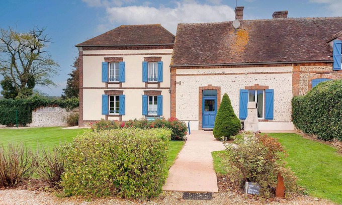 La Chapelle-Fortin Cottage | Maison de caractère avec piscine chauffée, étang privé et proche forêt, à 90 min de Paris