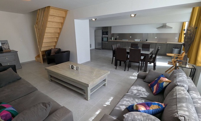 Boulay-les-Barres Cottage | Charming farmhouse near Orleans with private parking