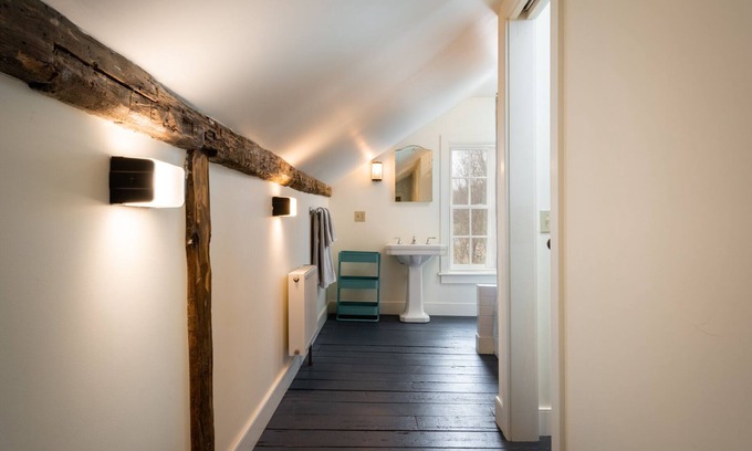 Chatham Autre | Charming Farm House on 460 Acre Working Farm
