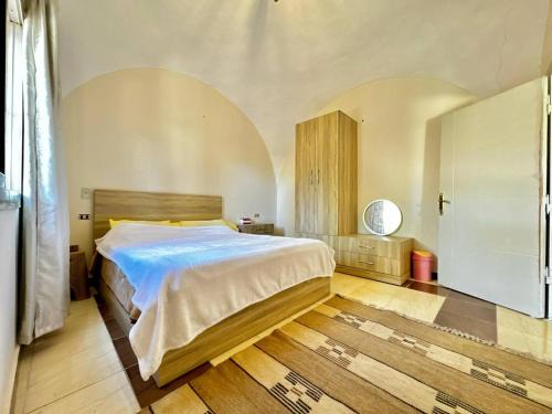 Abu Sir Maison | Charming Farm Stay with Barbecue Horses Monkeys and fun