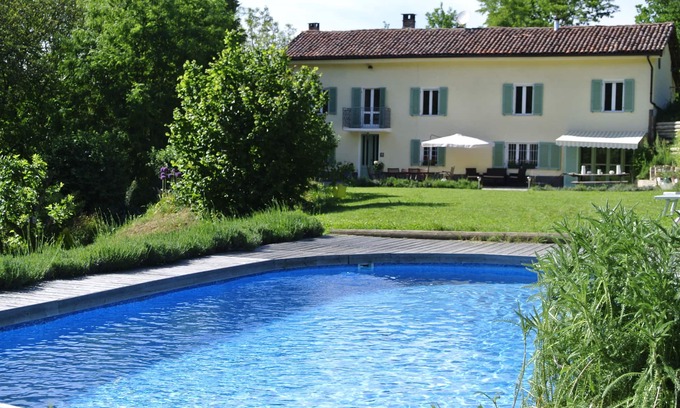 Belveglio Maison | Mas de charme avec piscine près d'Asti