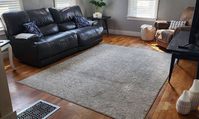 Geneseo Autre | Charming farmhouse in town- Dog friendly