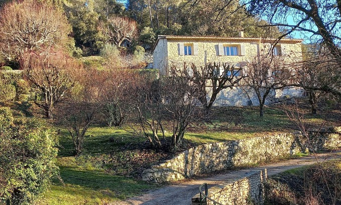 La Penne-sur-l'Ouveze Maison | Charming farmhouse in a natural environment