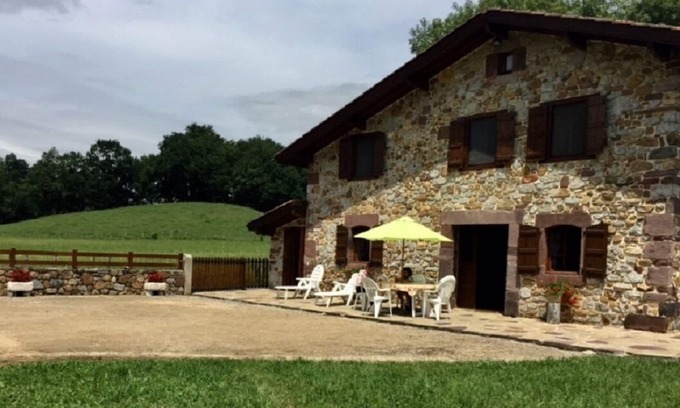 Saint-Jean-Pied-de-Port Maison | Charmante maison de caractère 4 à 5 personnes, vue sur la montagne