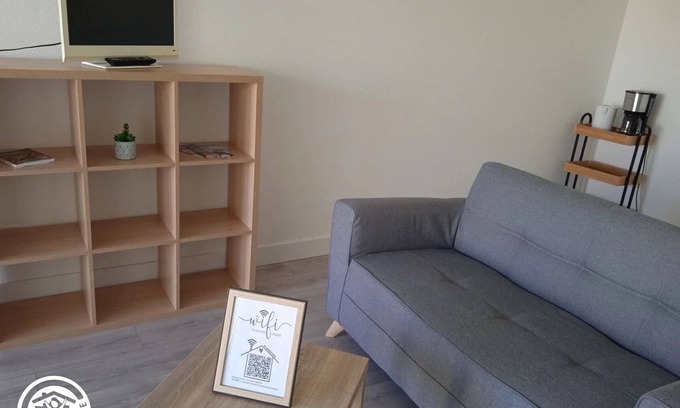 Saint-Michel-en-l'Herm Cottage | Gîte cosy pour 2, proche plages et Marais Poitevin, avec terrasse privative à Saint-Michel-en-l'Herm