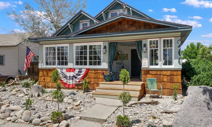 Grand Junction Maison | Charming, fully restored 1910 house, walk or bike to dtwn or campus