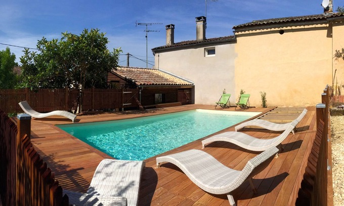 Haux Cottage | Gite de charme pres Bordeaux pour 4/8 personnes avec piscine privée, calme