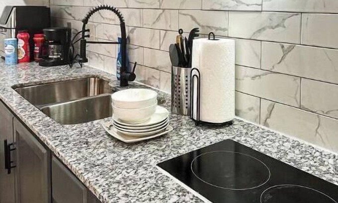 Pryor Maison | Charming Guest Suite in Pryor