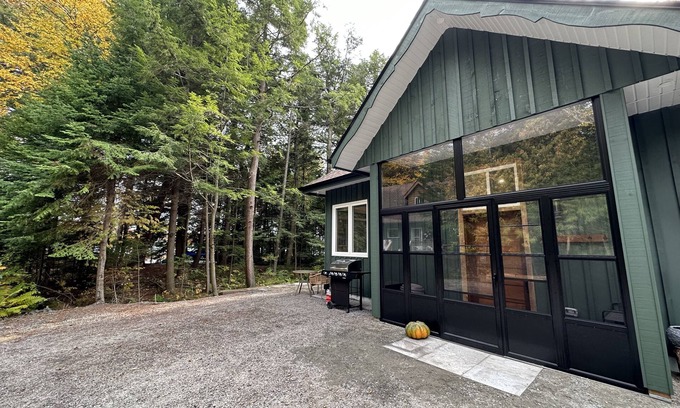 Kearney Cabine | Charming Guesthouse for a romantic getaway!
