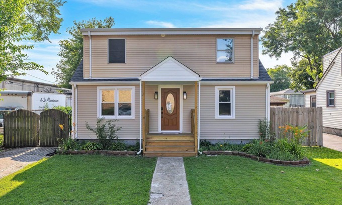 Oak Lawn Maison | Charming Hideaway near Chicago