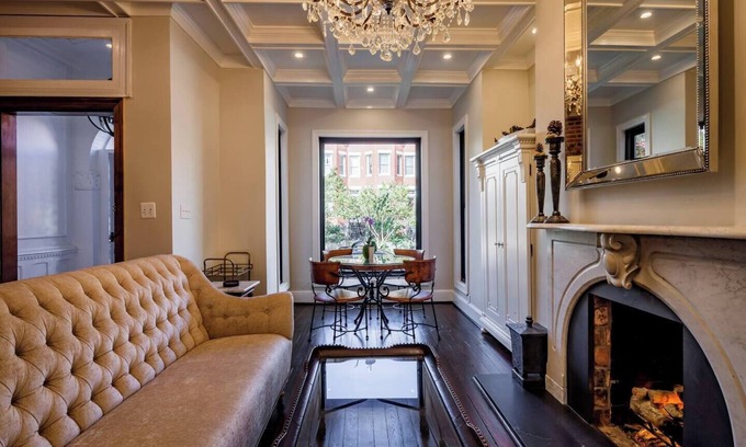 Capitol Hill Maison | Charme historique Capitol Hill Row Home w / Parking - emplacement parfait