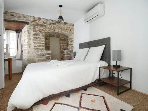 Leynhac Appartement | Charming historic gem with modern flair in Leynhac