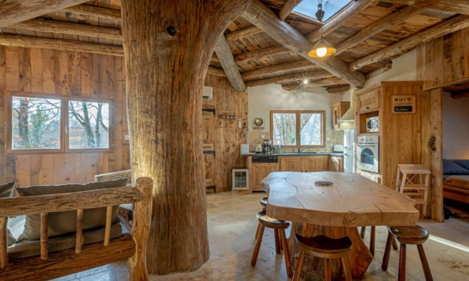 Crouy-sur-Cosson Cottage | Maison de plain-pied avec grand jardin, proche Chambord, insolite et confortable, idéale famille.