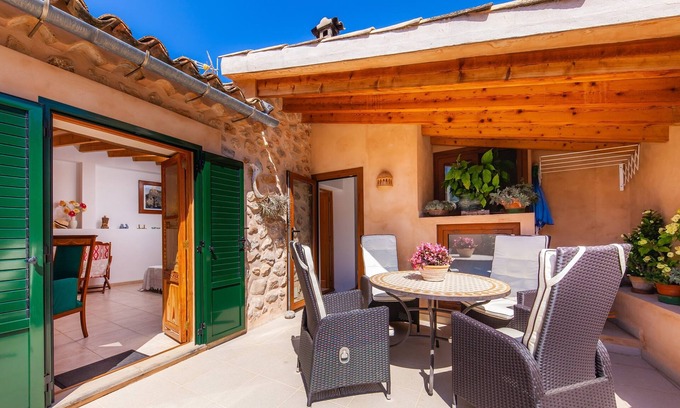 Fornalutx Maison | Charmante maison de vacances en centre-ville – Casa Can Murons
