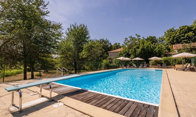 Nerac Maison | Gîte La Source 3* - Péhillo à Nérac - Piscine & Nature